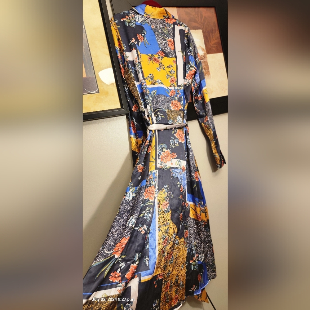 Beautiful Retro Print With Floral -  Long Tall Sally